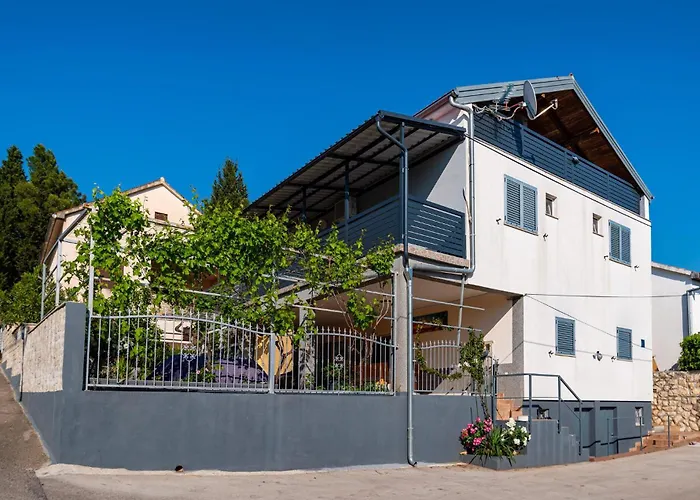 4 Bedroom Lovely In Apartman *
