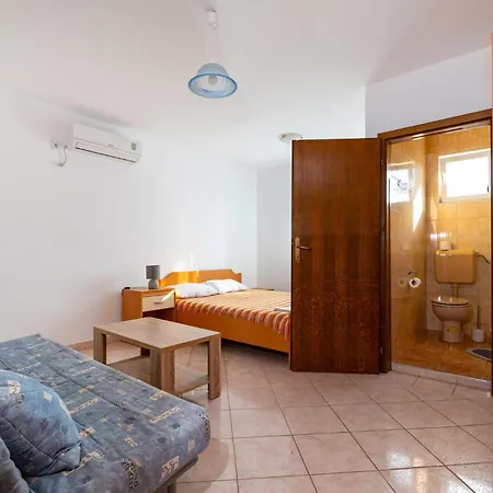 Apartment Beautiful In With Wifi Kruševo