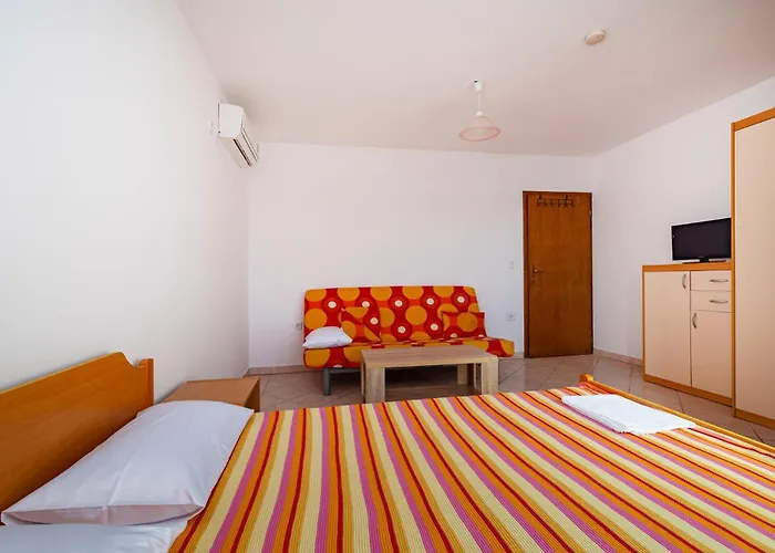 4 Bedroom Lovely In